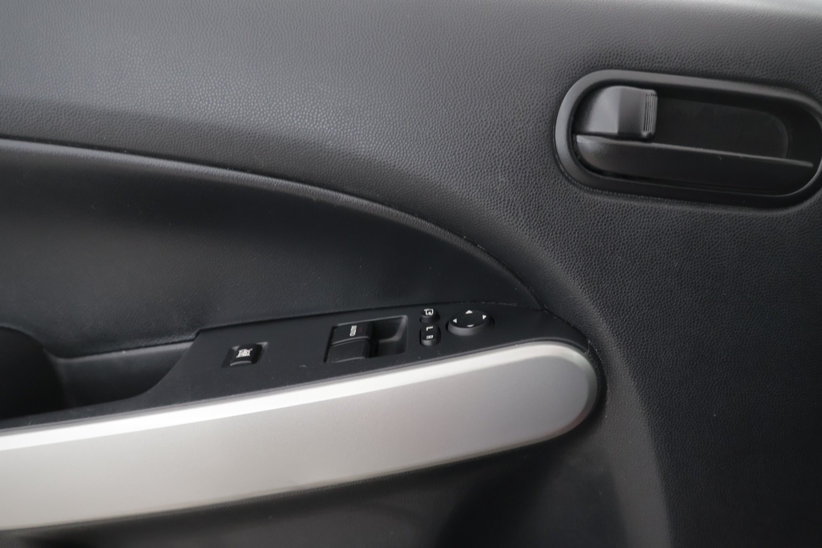 MAZDA Mazda2 2008