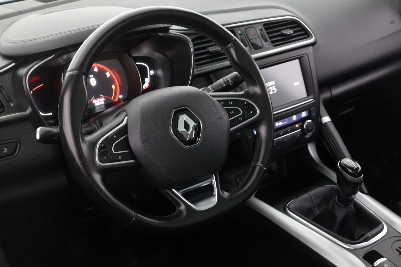 RENAULT Kadjar 2016