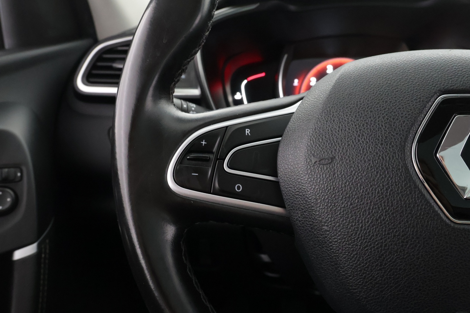 RENAULT Kadjar 2016