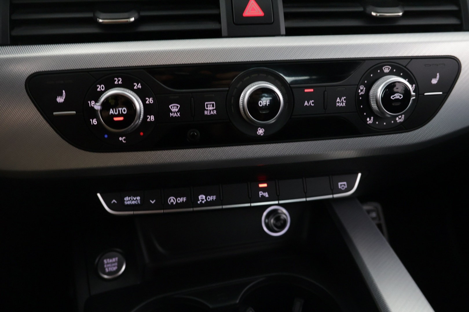 AUDI A4 2017