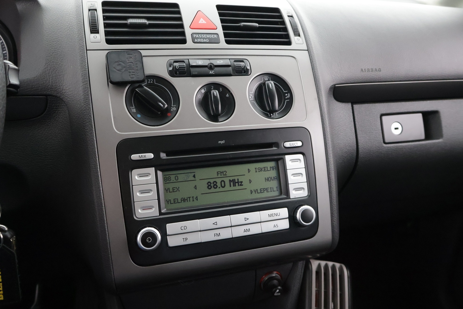 VOLKSWAGEN Touran 2008