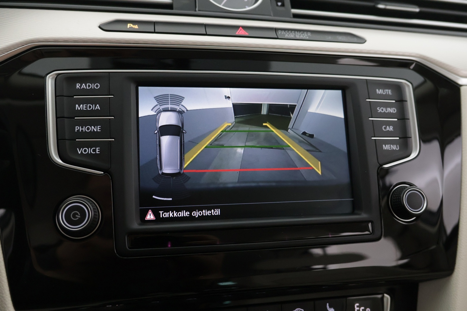 VOLKSWAGEN Passat 2016