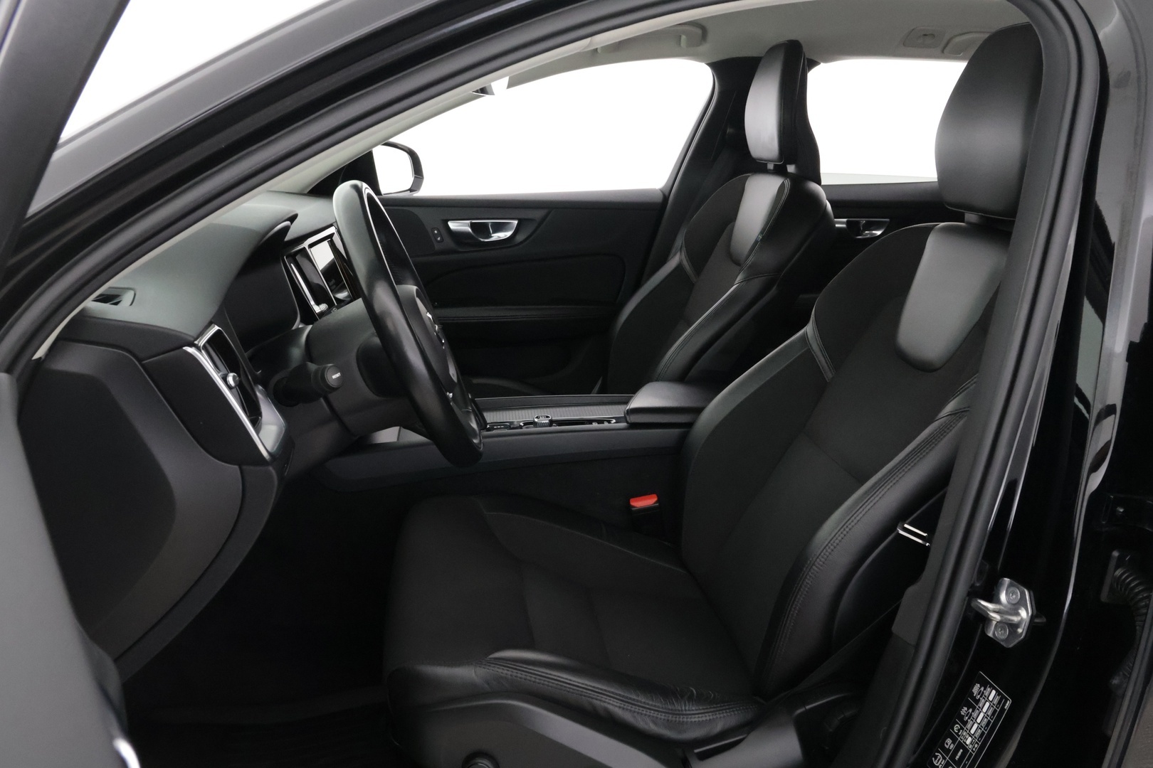 VOLVO V60 Cross Country 2021