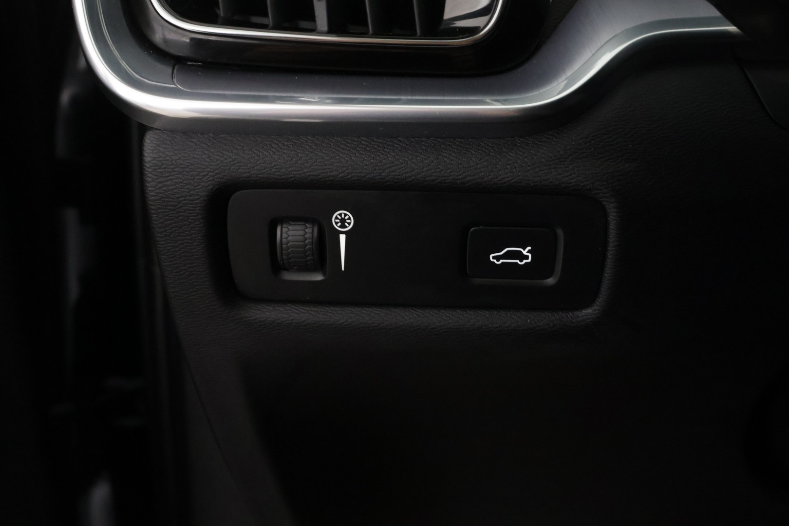 VOLVO V60 Cross Country 2021