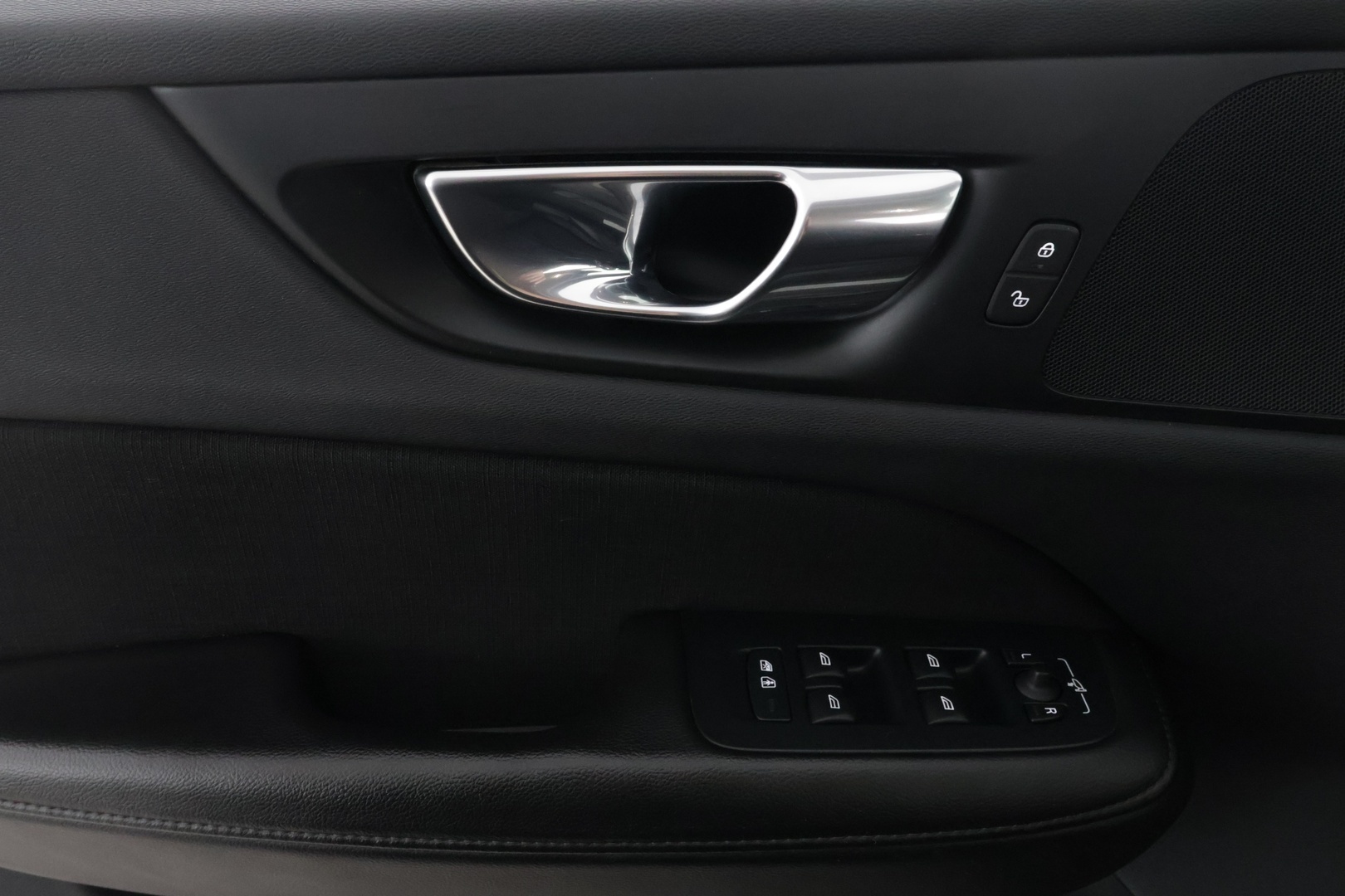 VOLVO V60 Cross Country 2021