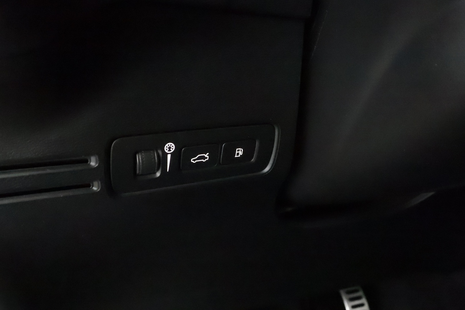 VOLVO XC40 2021