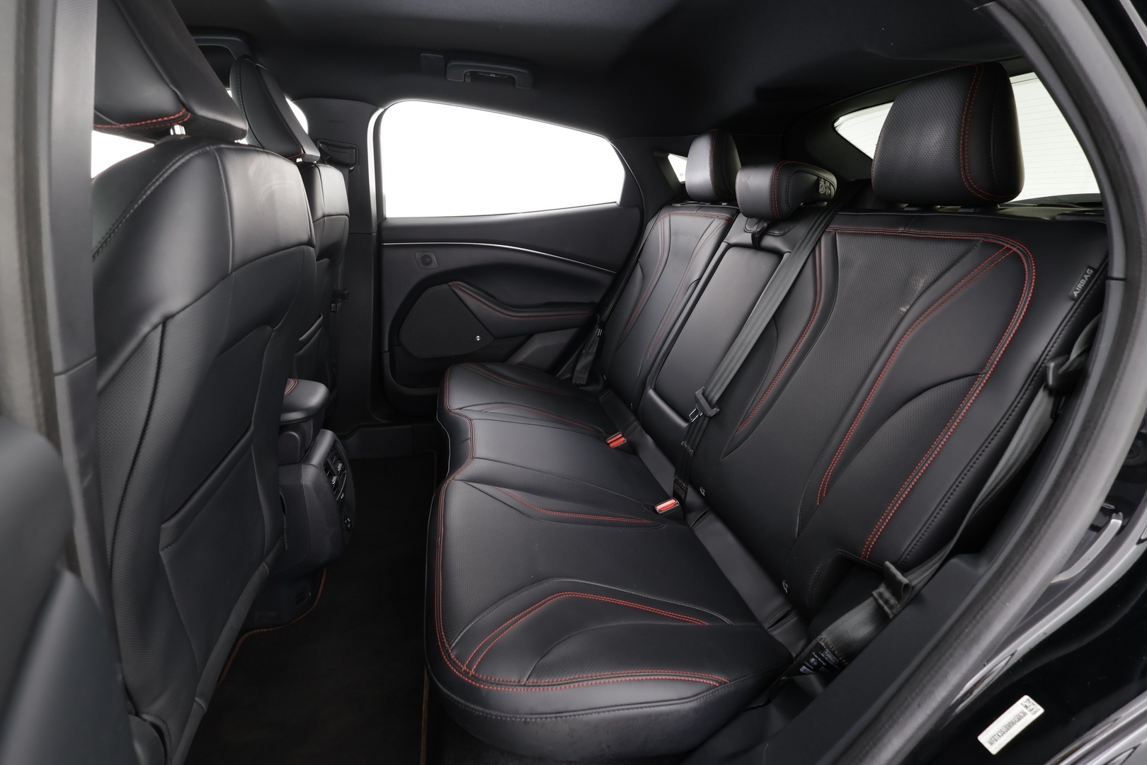 FORD MUSTANG MACH-E 2022