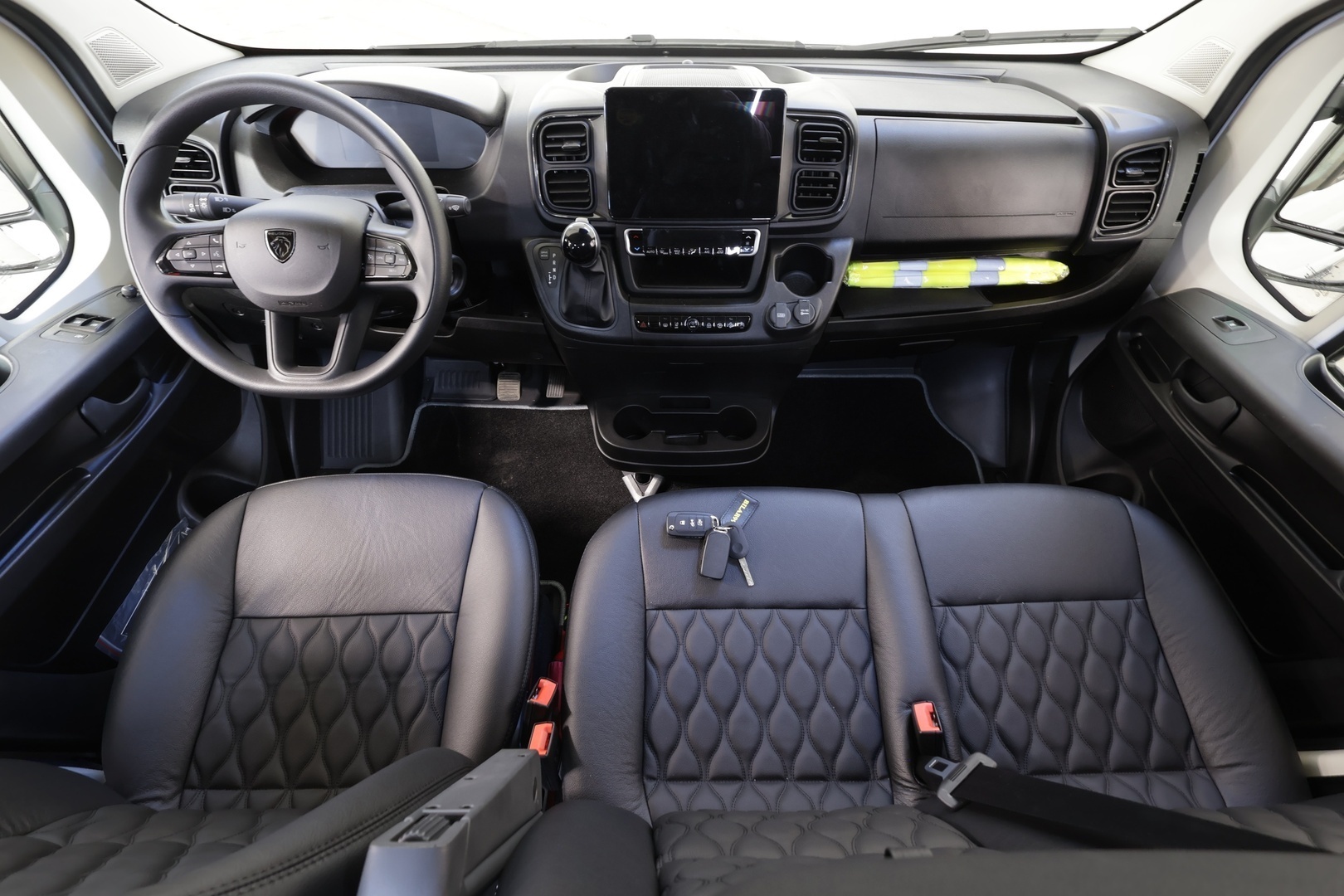 PEUGEOT BOXER 2025