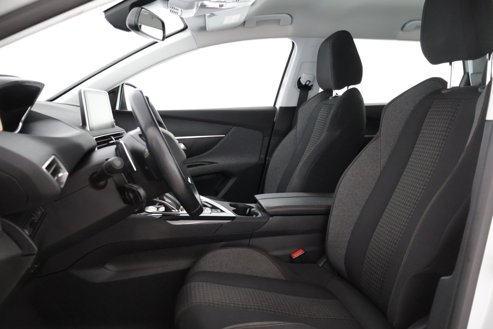 PEUGEOT 5008 2019