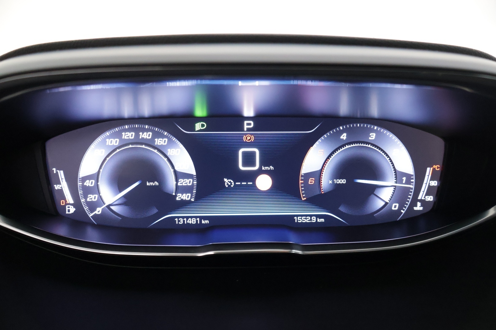 PEUGEOT 5008 2019