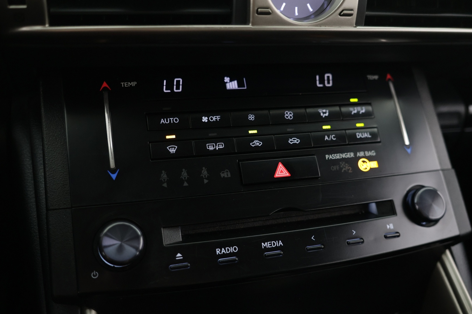 LEXUS IS 2013