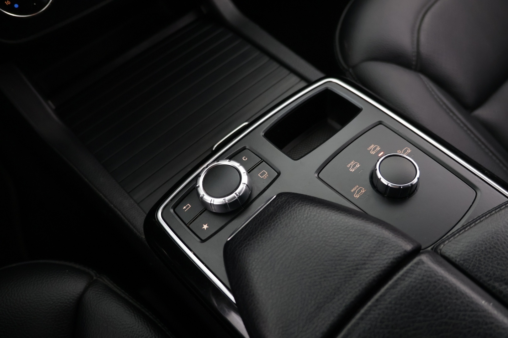 MERCEDES-BENZ GLE 2016