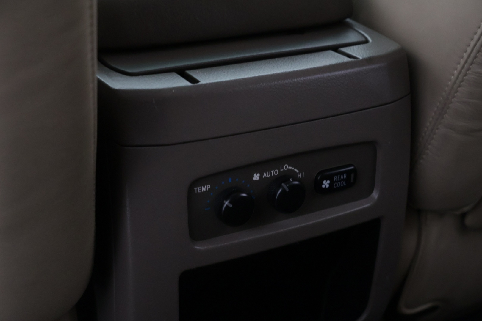 TOYOTA Land Cruiser 2009