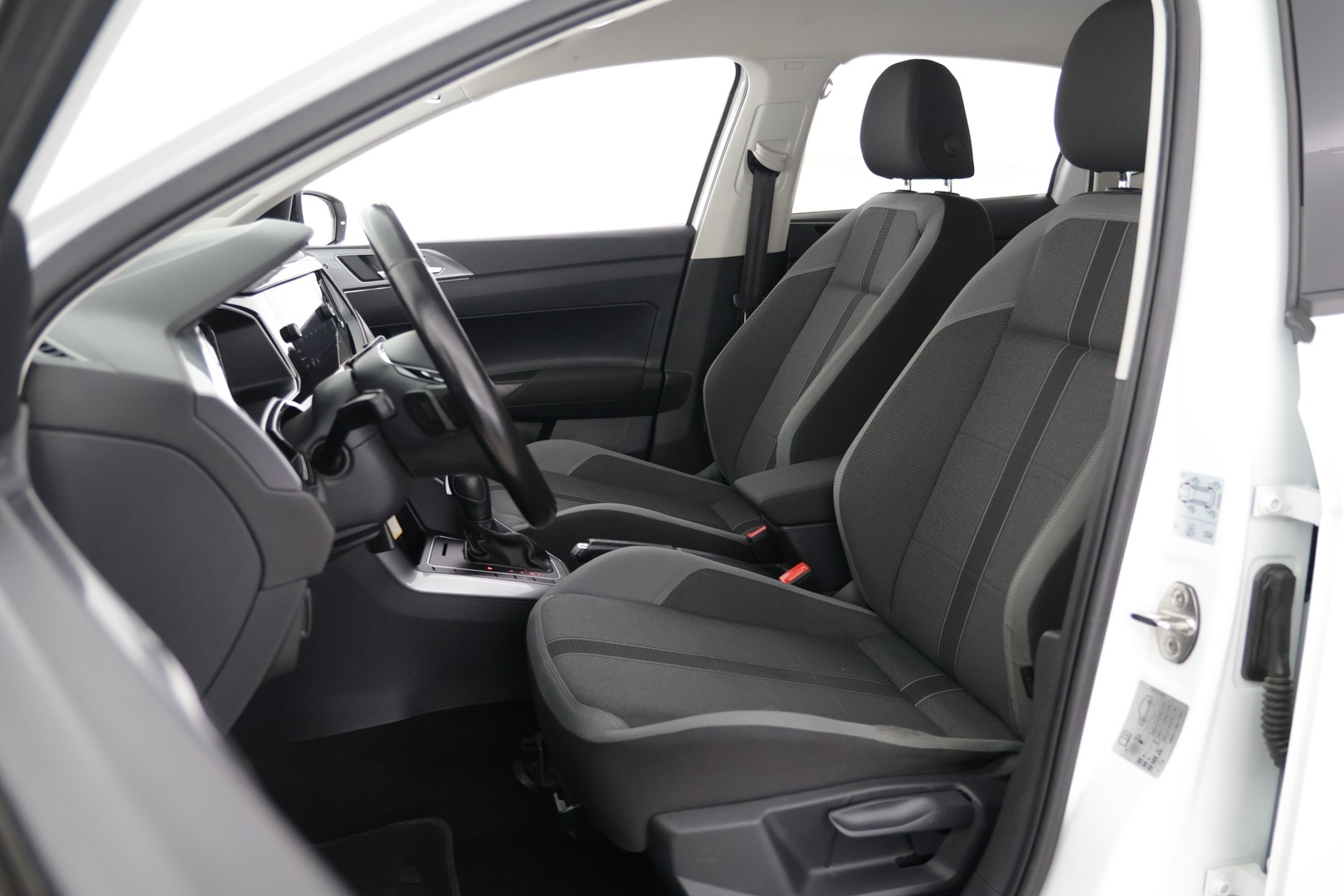 VOLKSWAGEN Polo 2020