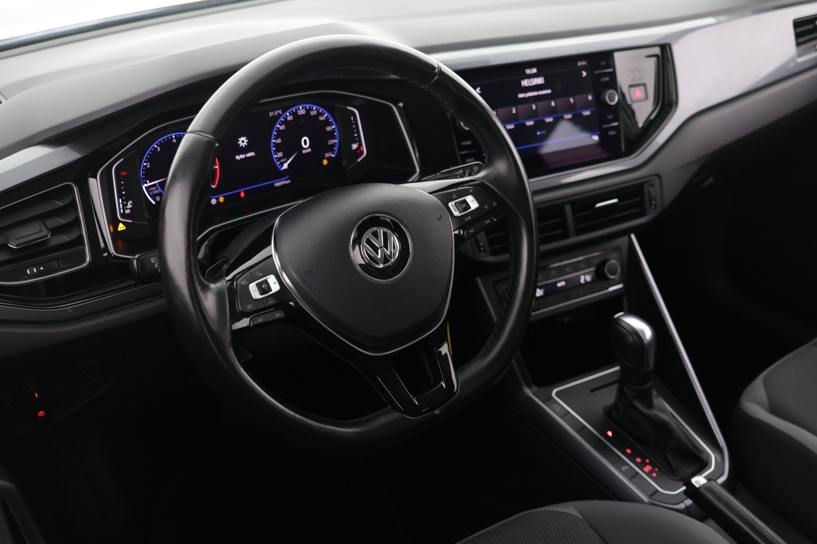 VOLKSWAGEN Polo 2020