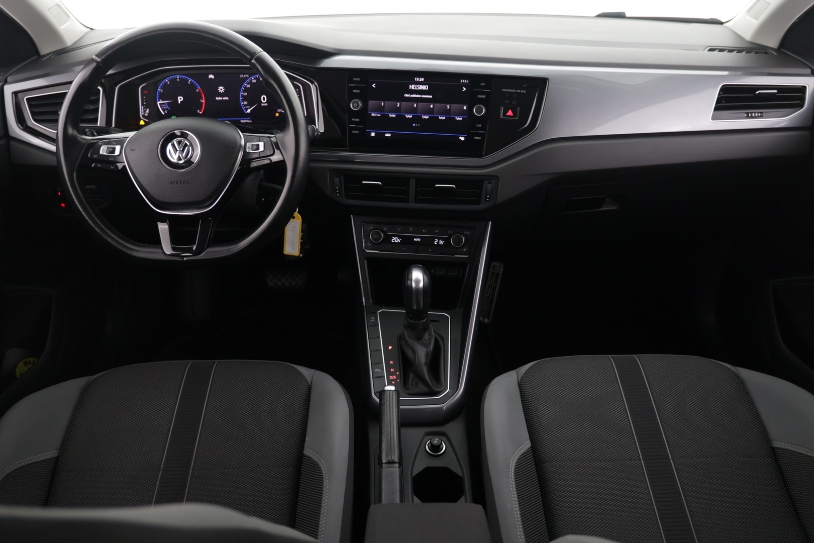 VOLKSWAGEN Polo 2020