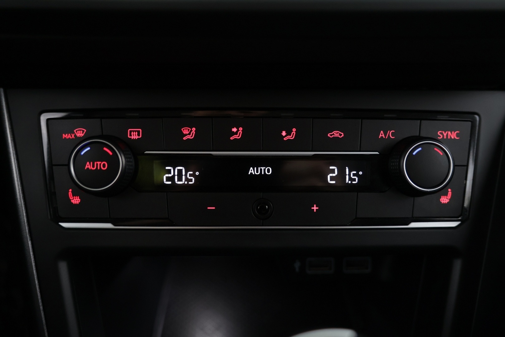 VOLKSWAGEN Polo 2020