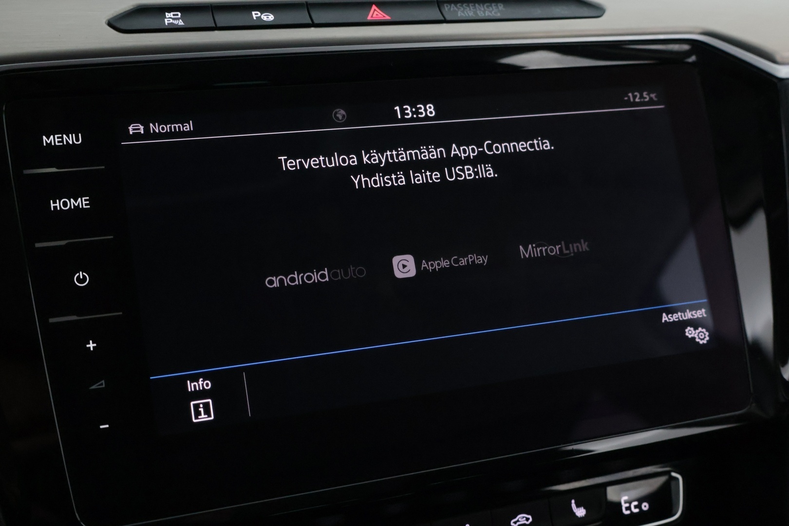 VOLKSWAGEN Passat 2018