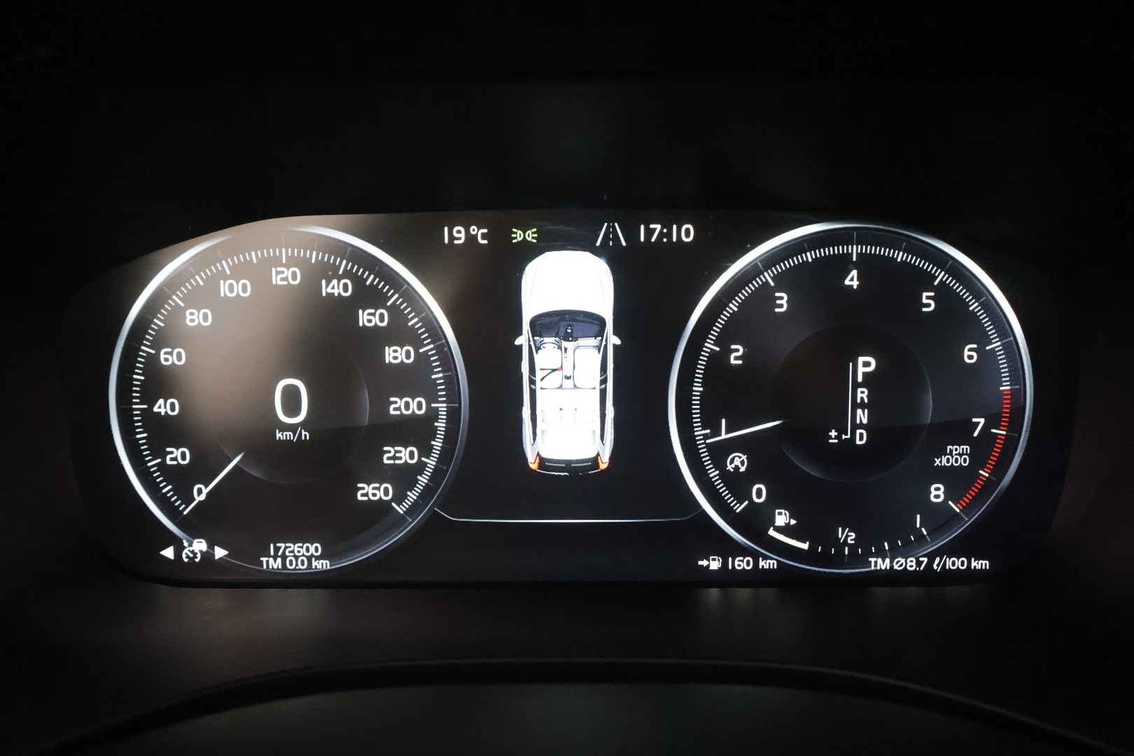 VOLVO XC60 2018