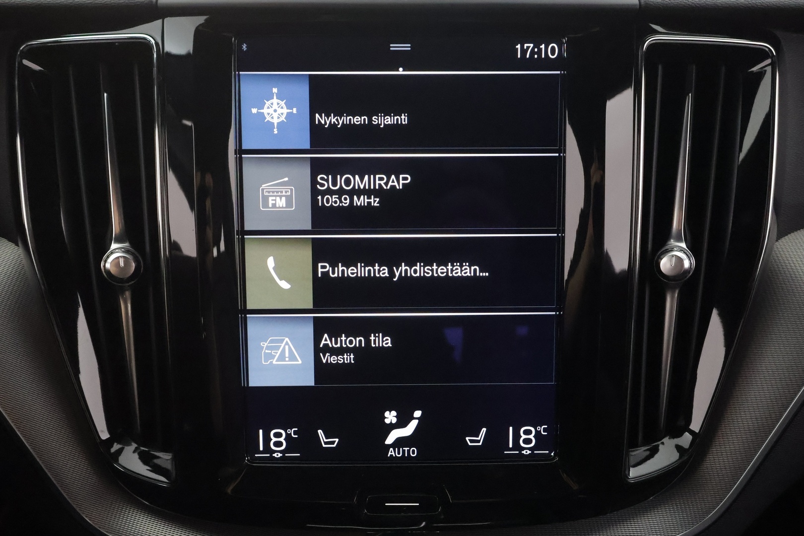 VOLVO XC60 2018