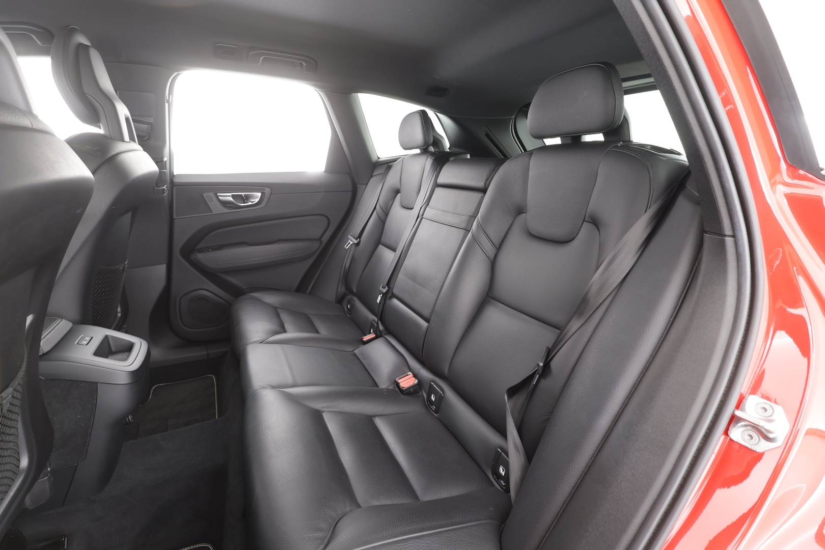 VOLVO XC60 2018