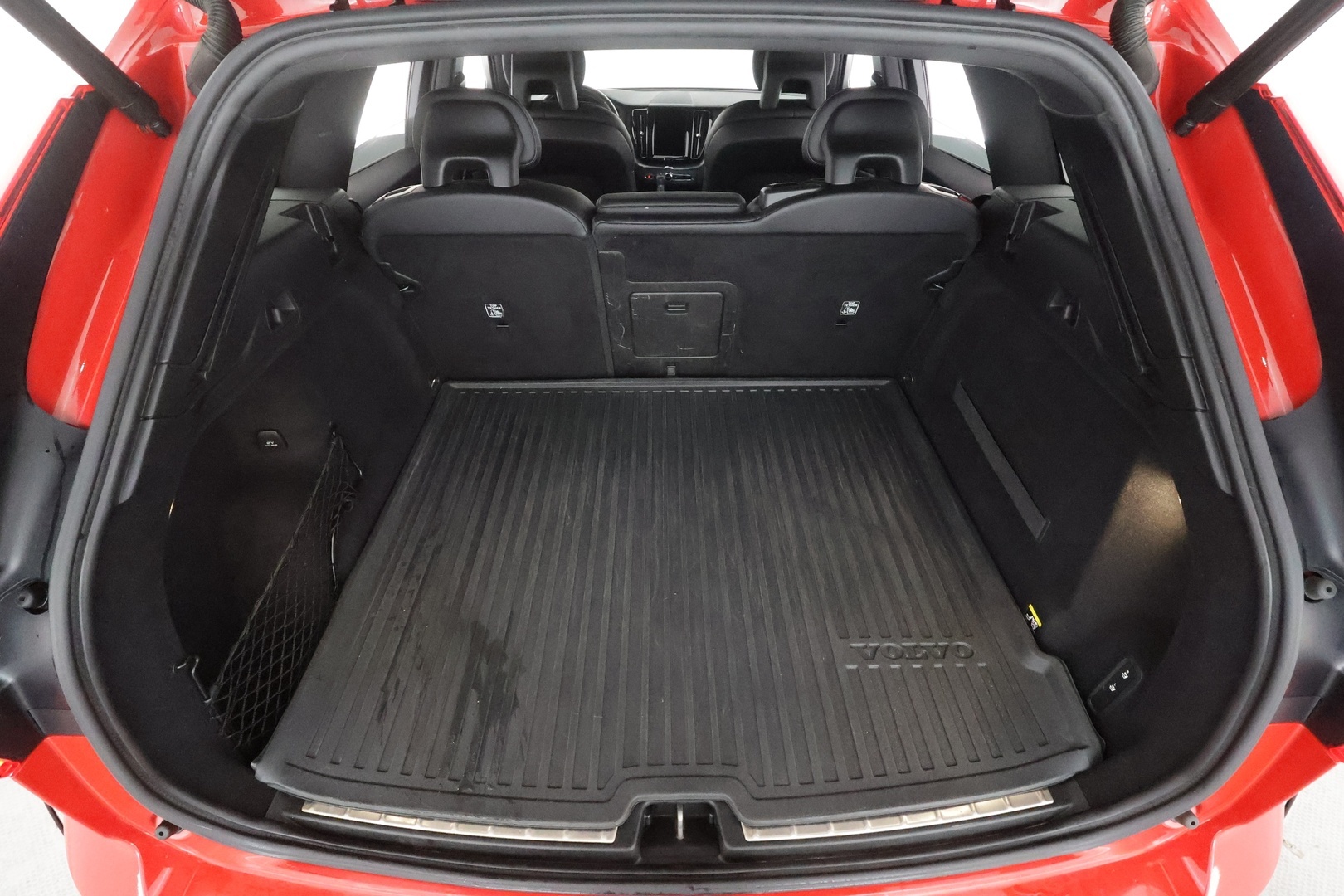VOLVO XC60 2018