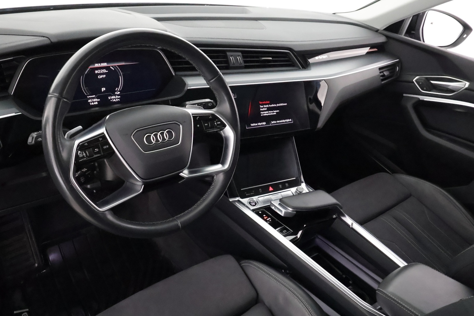 AUDI Q8 E-TRON 2024