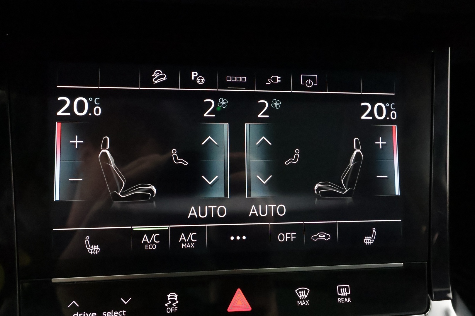 AUDI Q8 E-TRON 2024