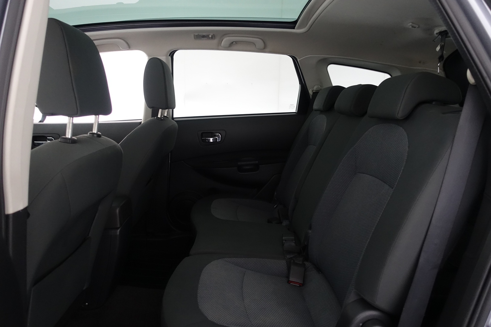 NISSAN Qashqai+2 2011