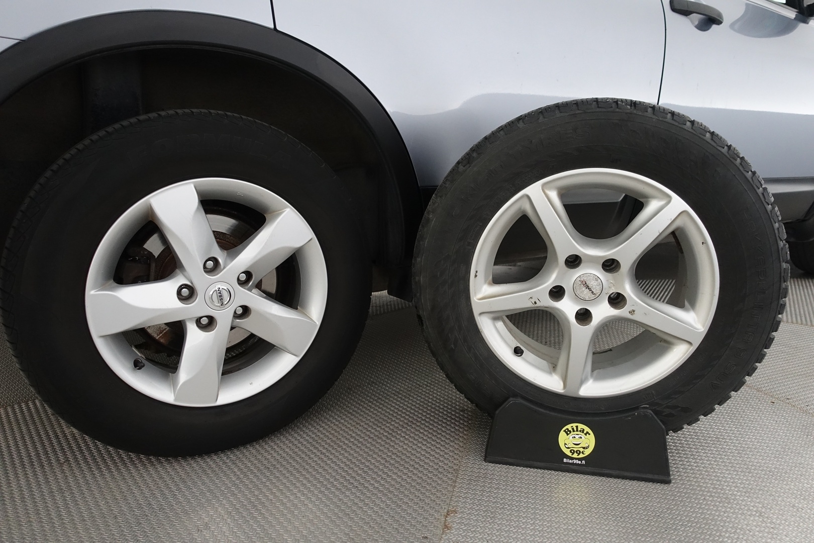 NISSAN Qashqai+2 2011