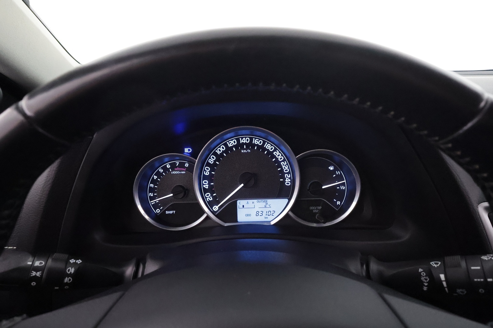 TOYOTA Auris 2015