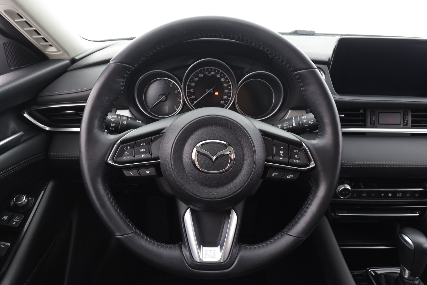 MAZDA Mazda6 2019