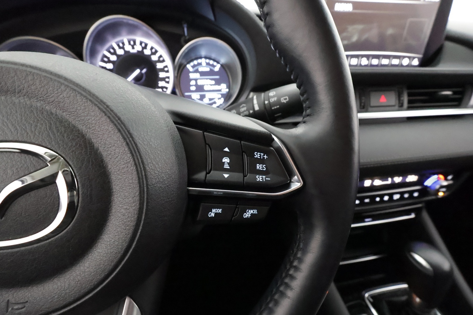 MAZDA Mazda6 2019