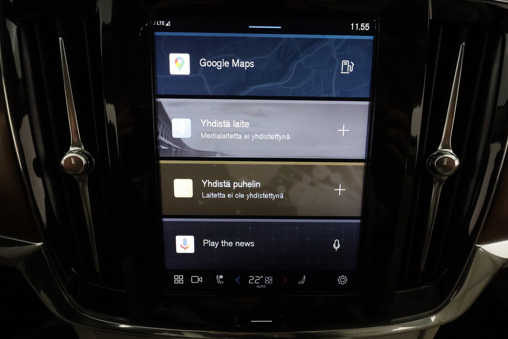 VOLVO S90 2022
