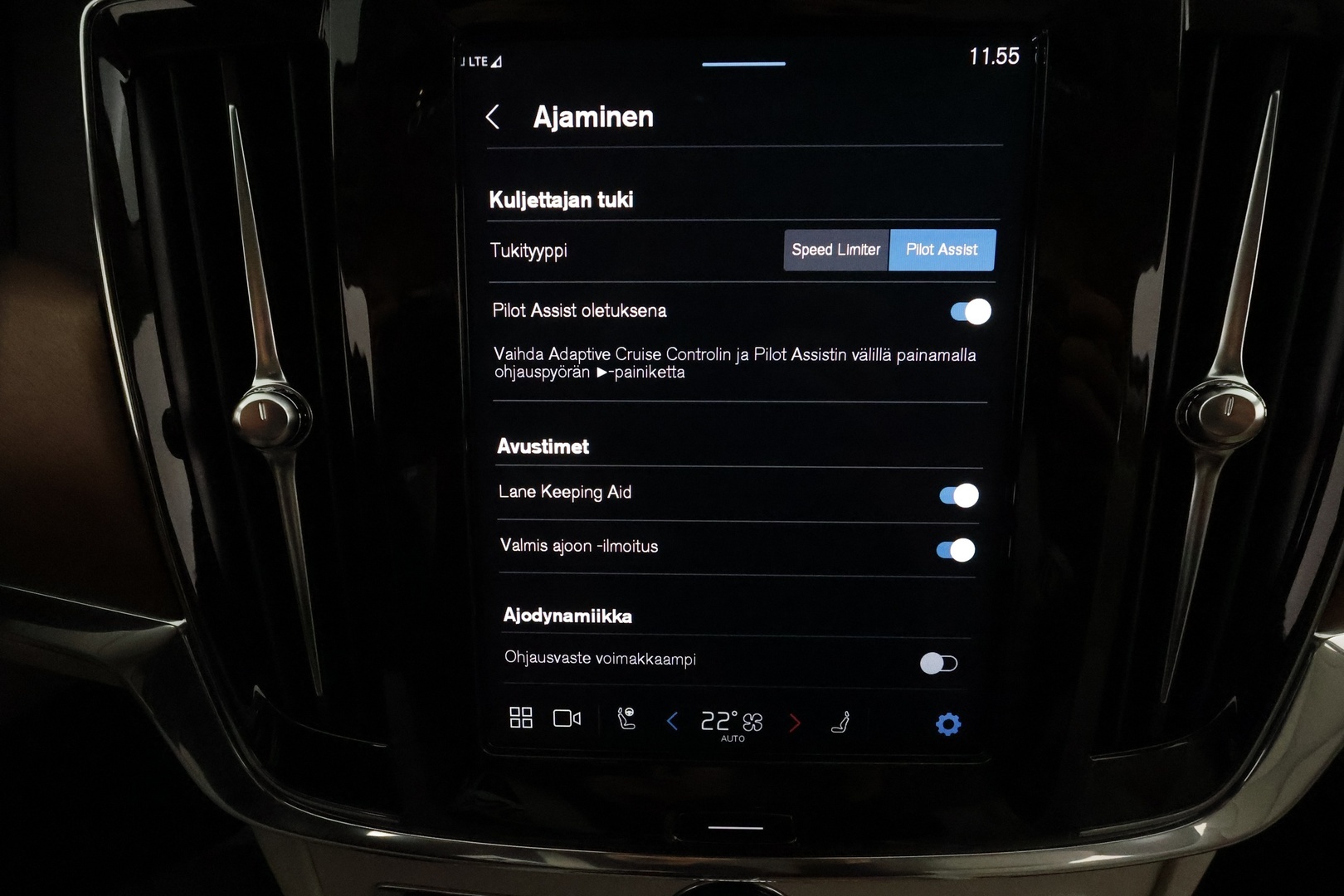 VOLVO S90 2022