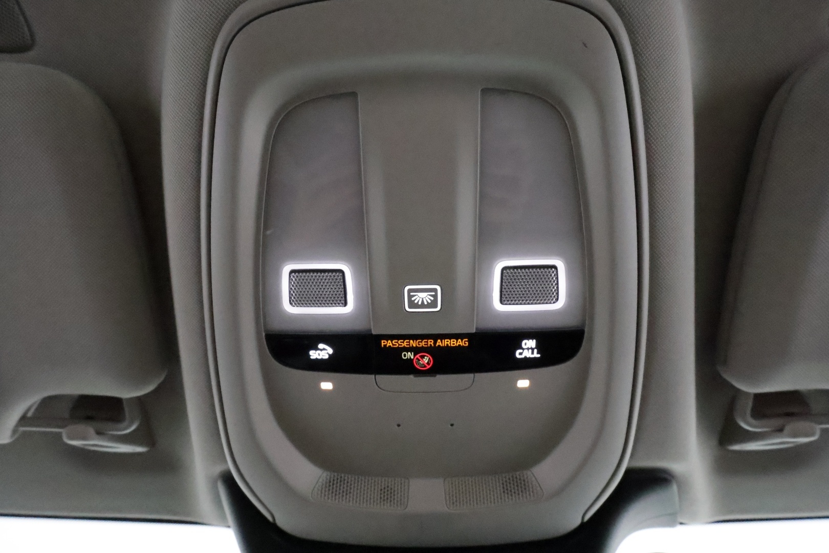 VOLVO S90 2022