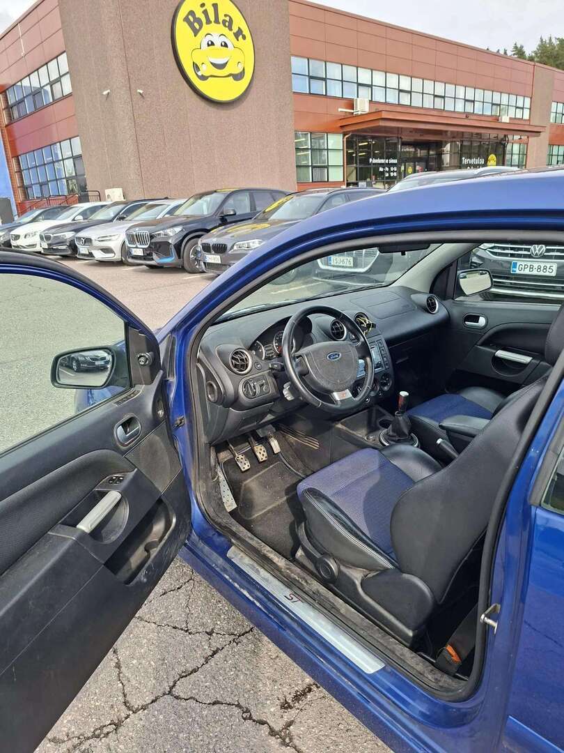 FORD Fiesta 2006