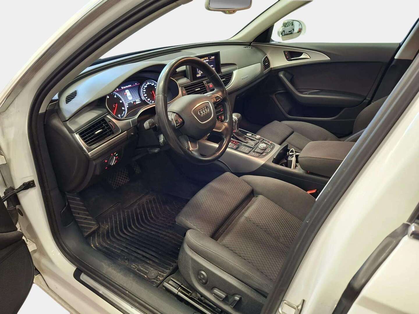 AUDI A6 2012