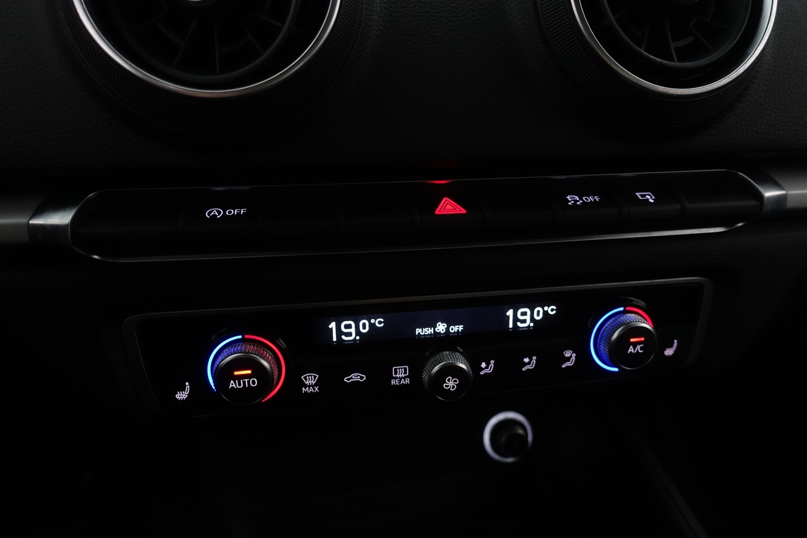 AUDI A3 2016