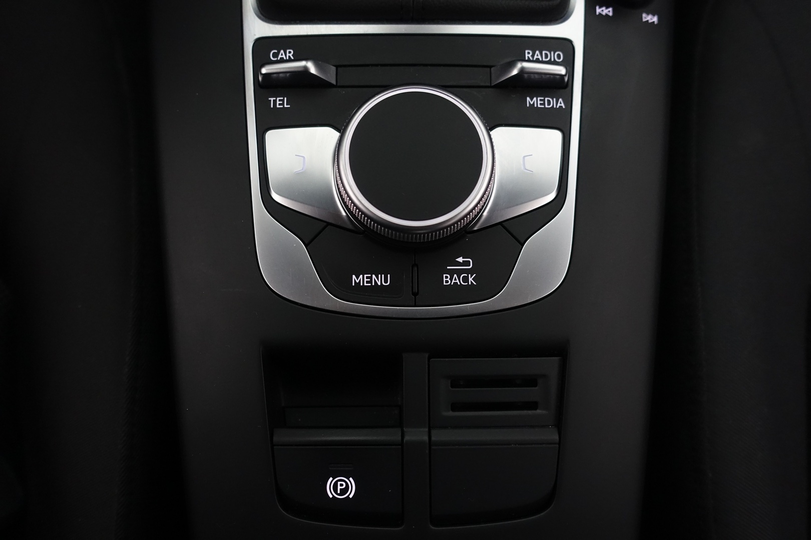 AUDI A3 2016