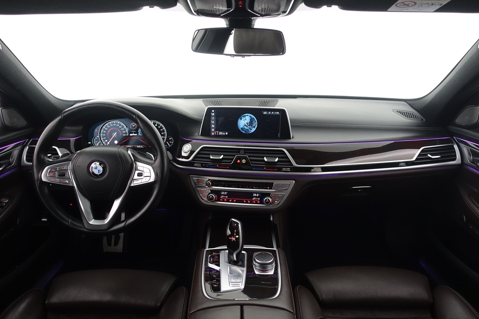 BMW 740 2017