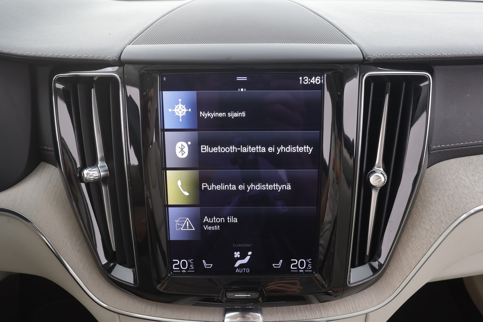 VOLVO XC60 2021