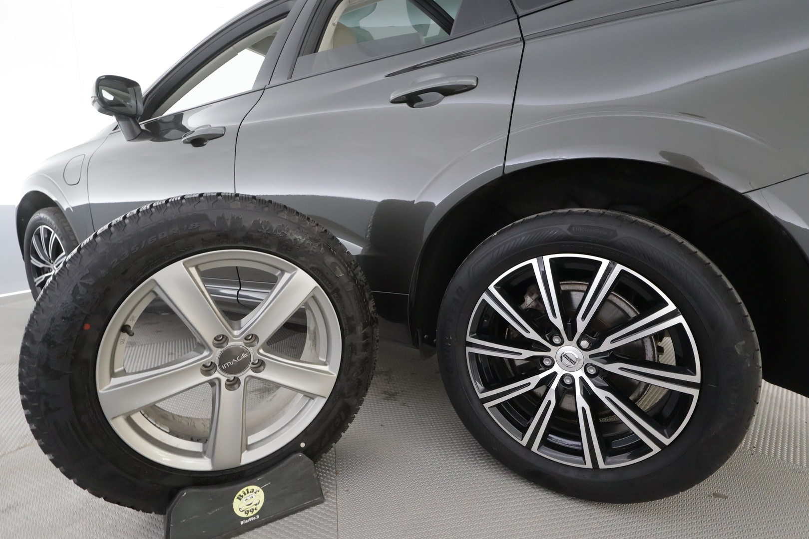 VOLVO XC60 2021