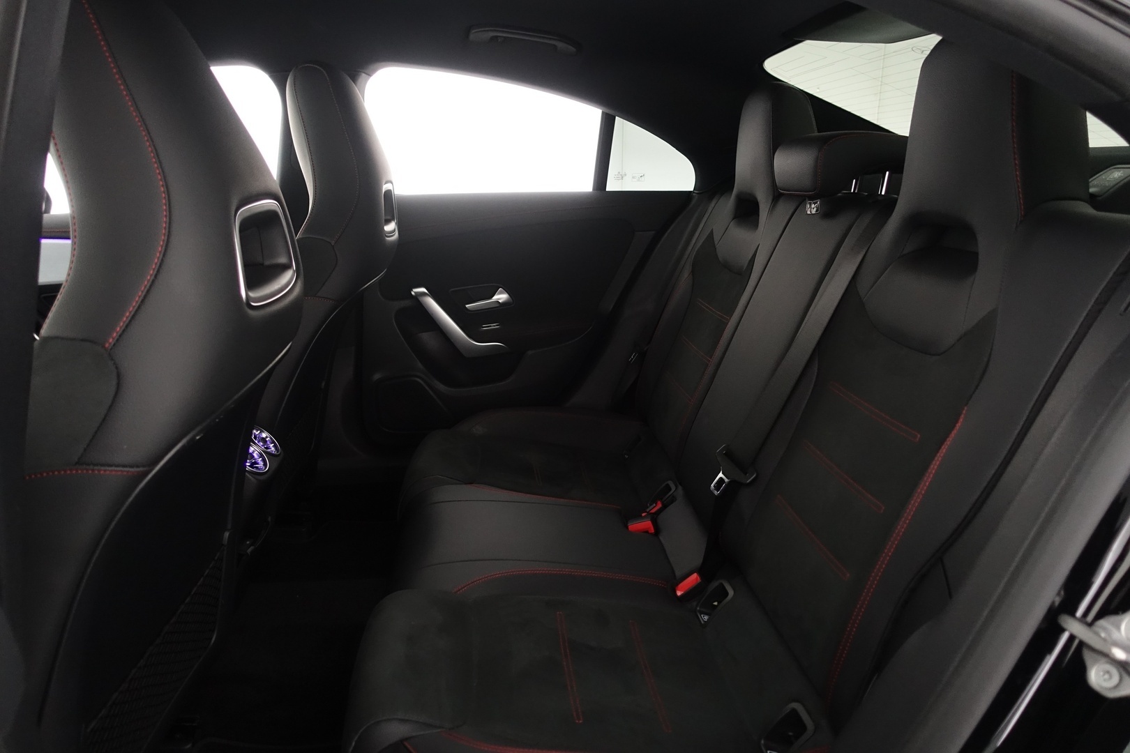 MERCEDES-BENZ CLA 2020