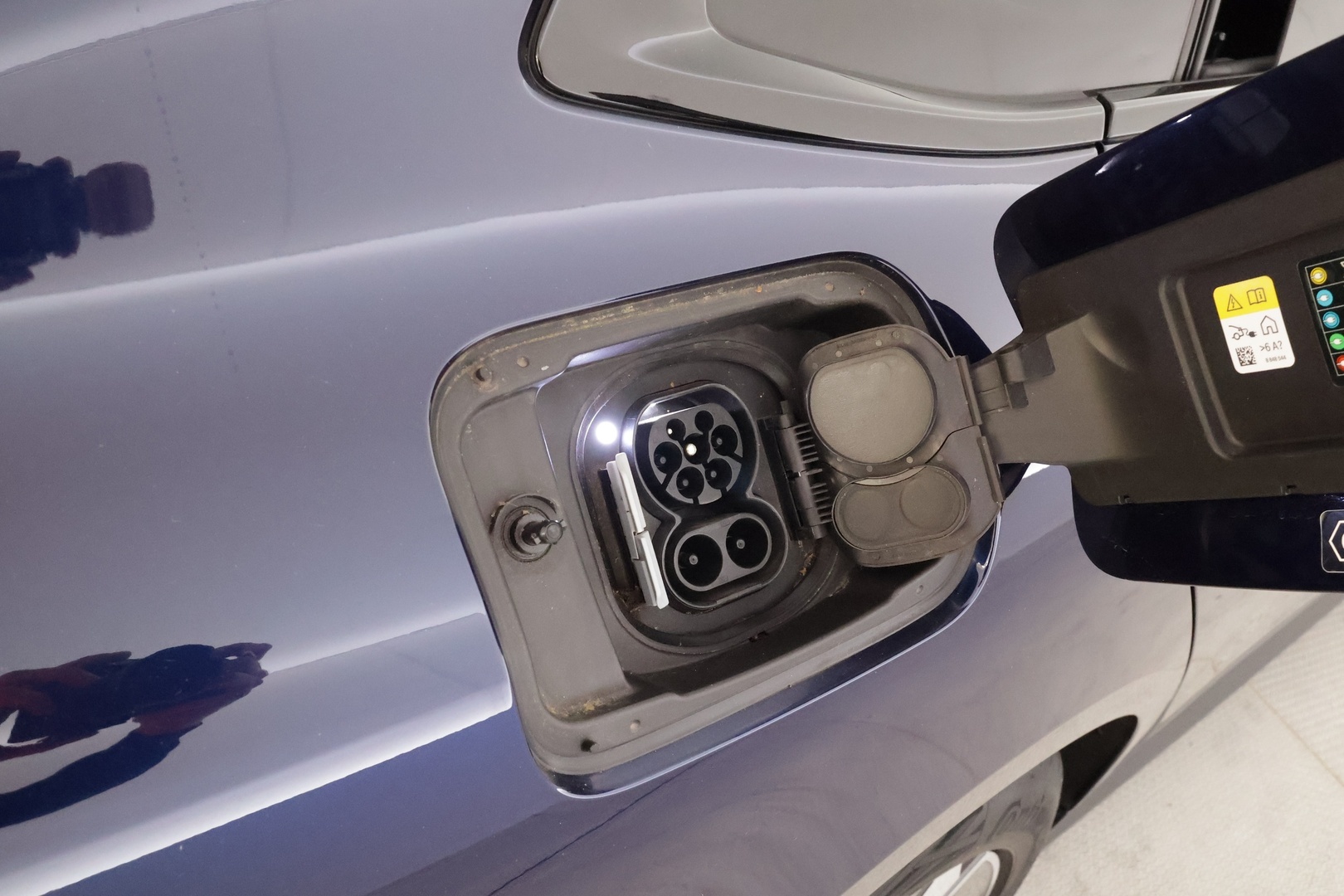 BMW i4 2023