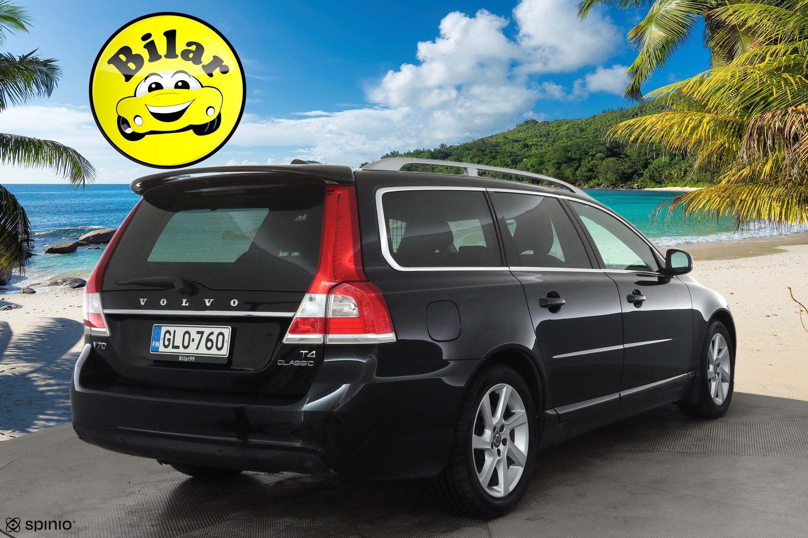 VOLVO V70 2015