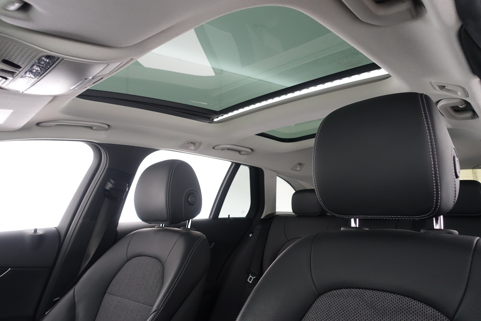 MERCEDES-BENZ C 2018