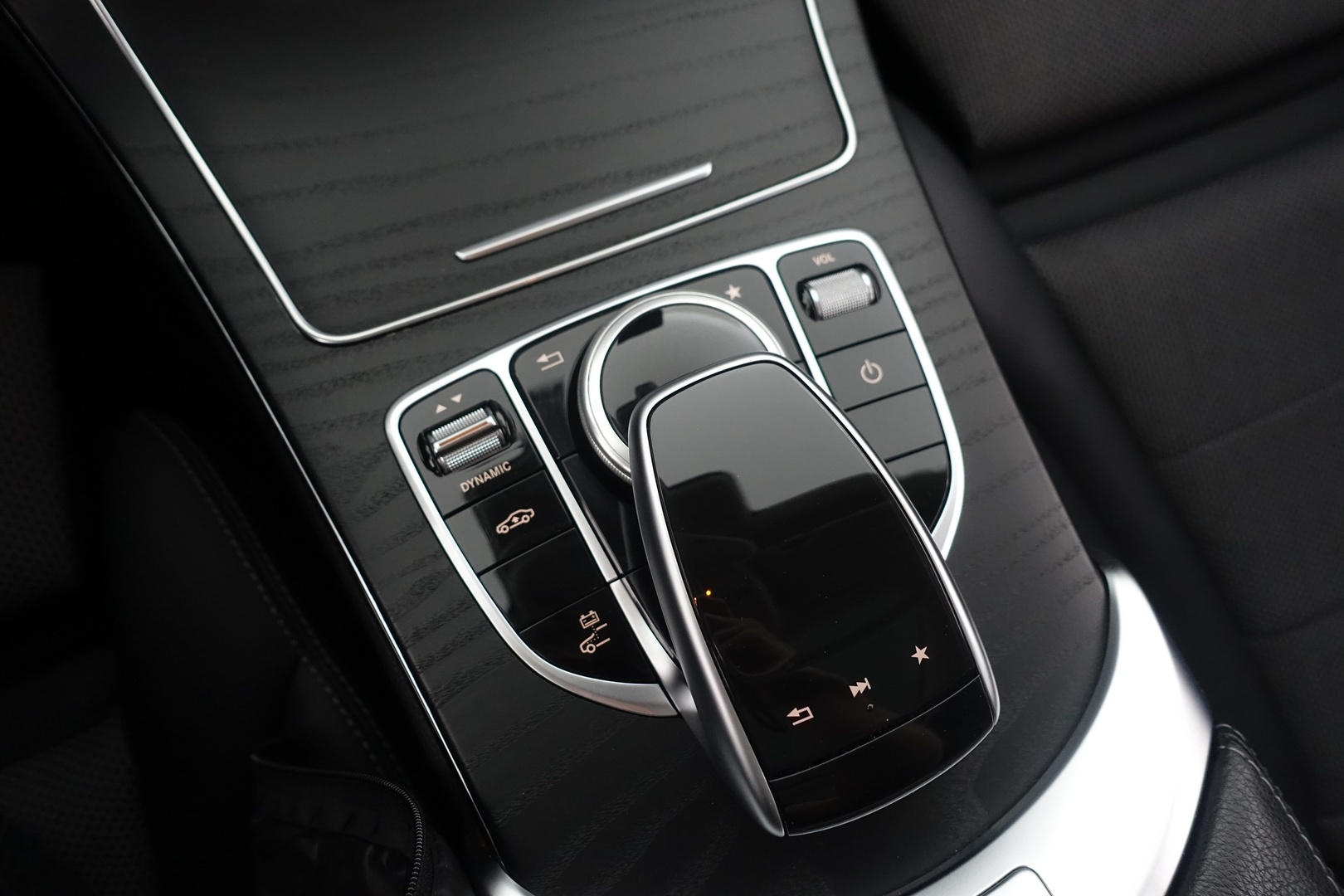 MERCEDES-BENZ C 2018