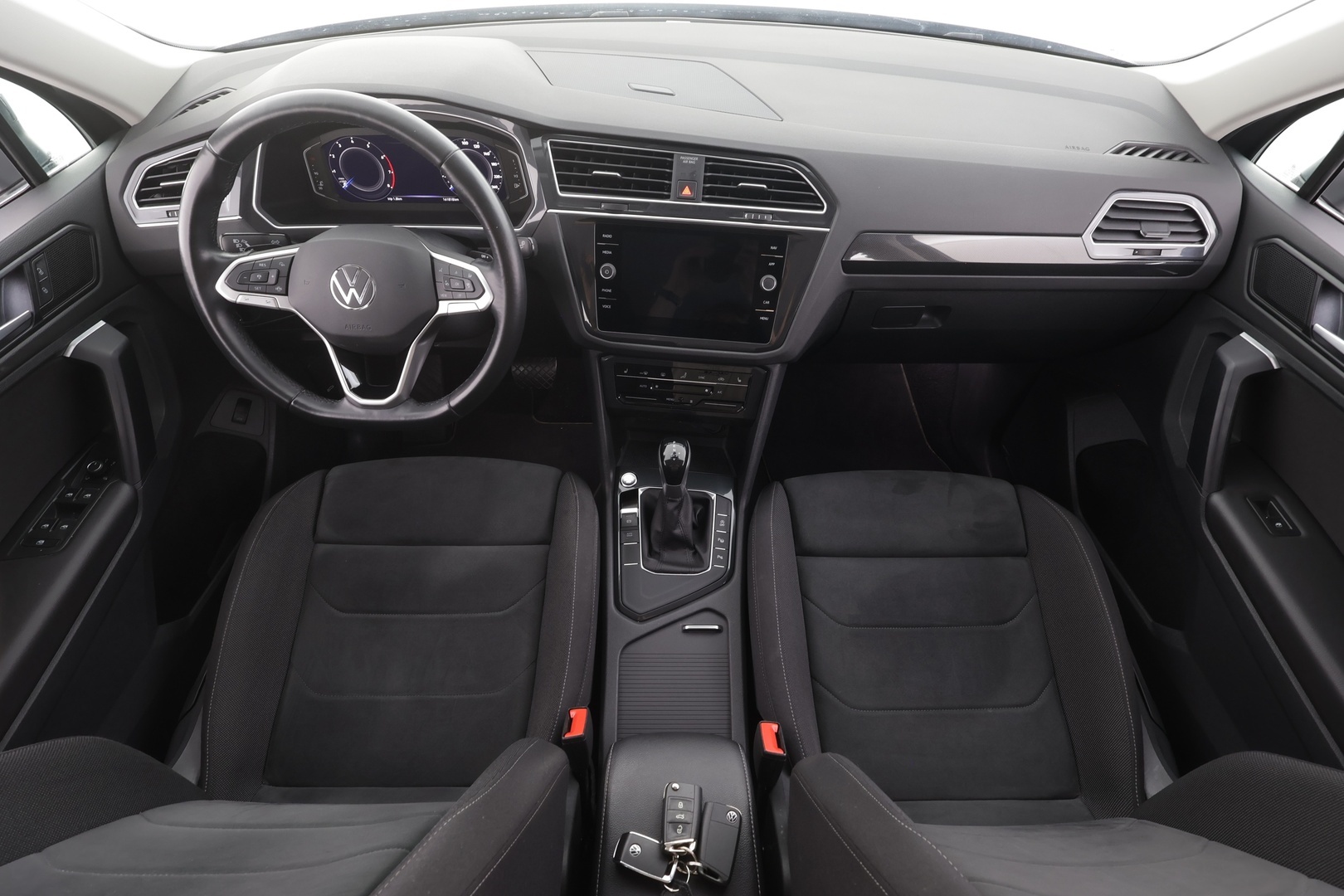 VOLKSWAGEN Tiguan 2022