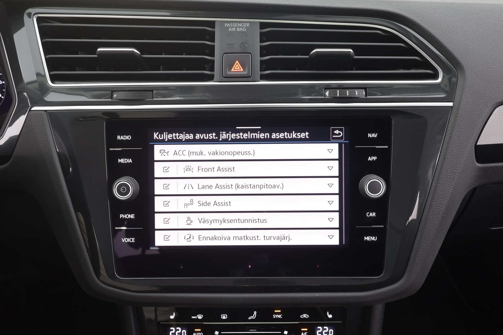 VOLKSWAGEN Tiguan 2022